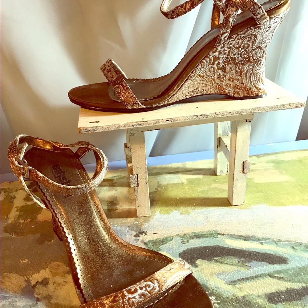 Wedge sandals